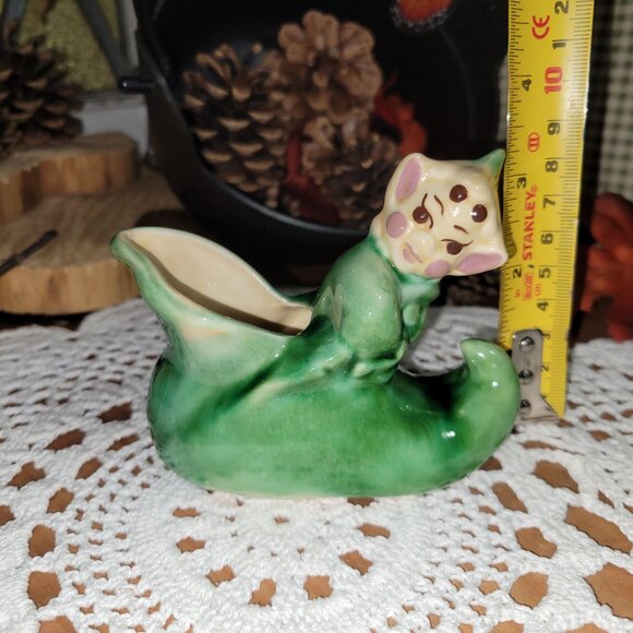 Vintage Porcelain Trinket Planter - Elf Pixie Gnome on a Green Shoe - Plant-pot - Picture 10 of 11